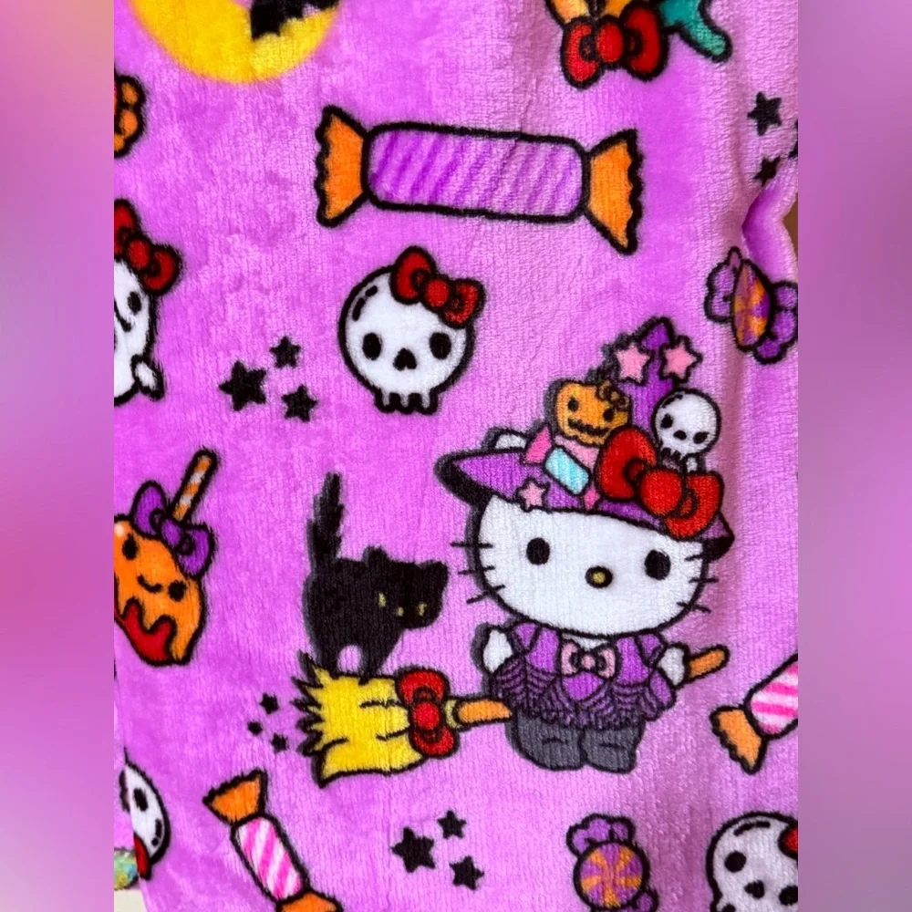 HELLO KITTY Halloween Plush Throw Blanket